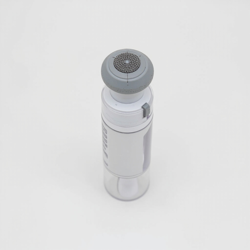 Battery-powered fabric shaver
