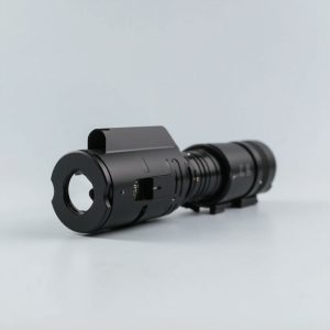 Rechargeable flashlight 1000 lumens
