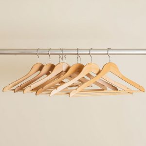 Wooden clothes hangers, set of 20